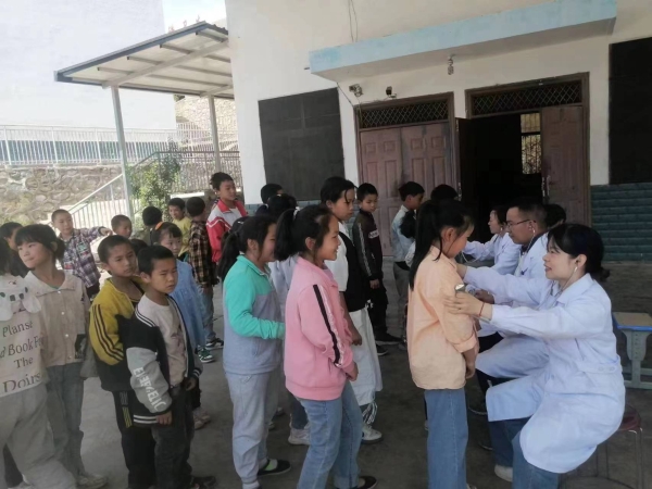 【東西部協作】累計篩查5.7萬余人次！鹽源縣中小學生先天性心臟病免費篩查項目順利完成前期篩查